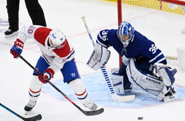 Tatar nebodoval, ale jeho Montreal odvrátil vypadnutie. Carolina spečatila svoj postup