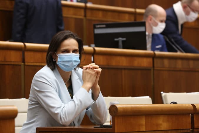 Kolíková bude čeliť odvolávaniu z funkcie ministerky spravodlivosti
