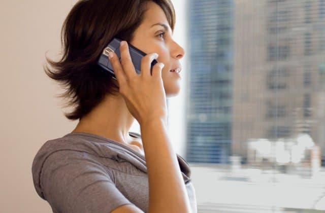 Slovákov zahlcujú otravné marketingové telefonáty, problém už rieši regulačný úrad
