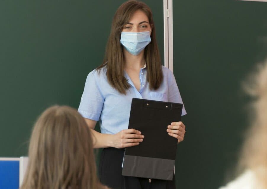 Na rožňavskej SOŠ majú riaditeľské voľno, COVID-19 má štvrtina pedagógov