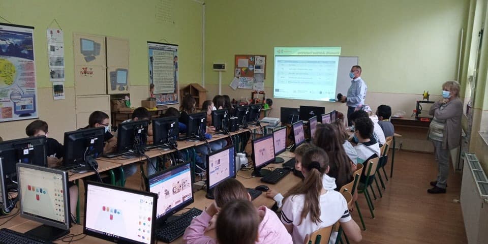 ZŠ Gemerská 2 Košice pridáva rozmer v informatike