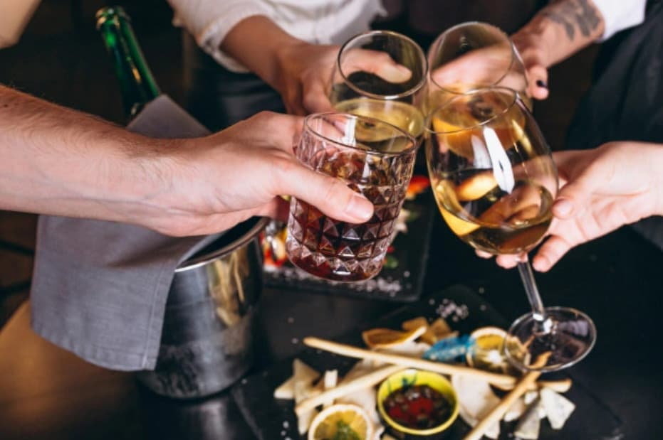 Alkohol sa podieľa na väčšine hospitalizácií na psychiatrických oddeleniach