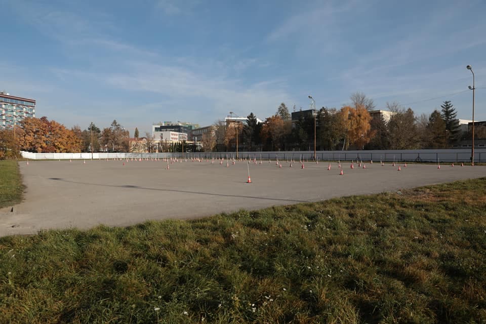 KSK zastavuje nelegálny biznis na strednej škole