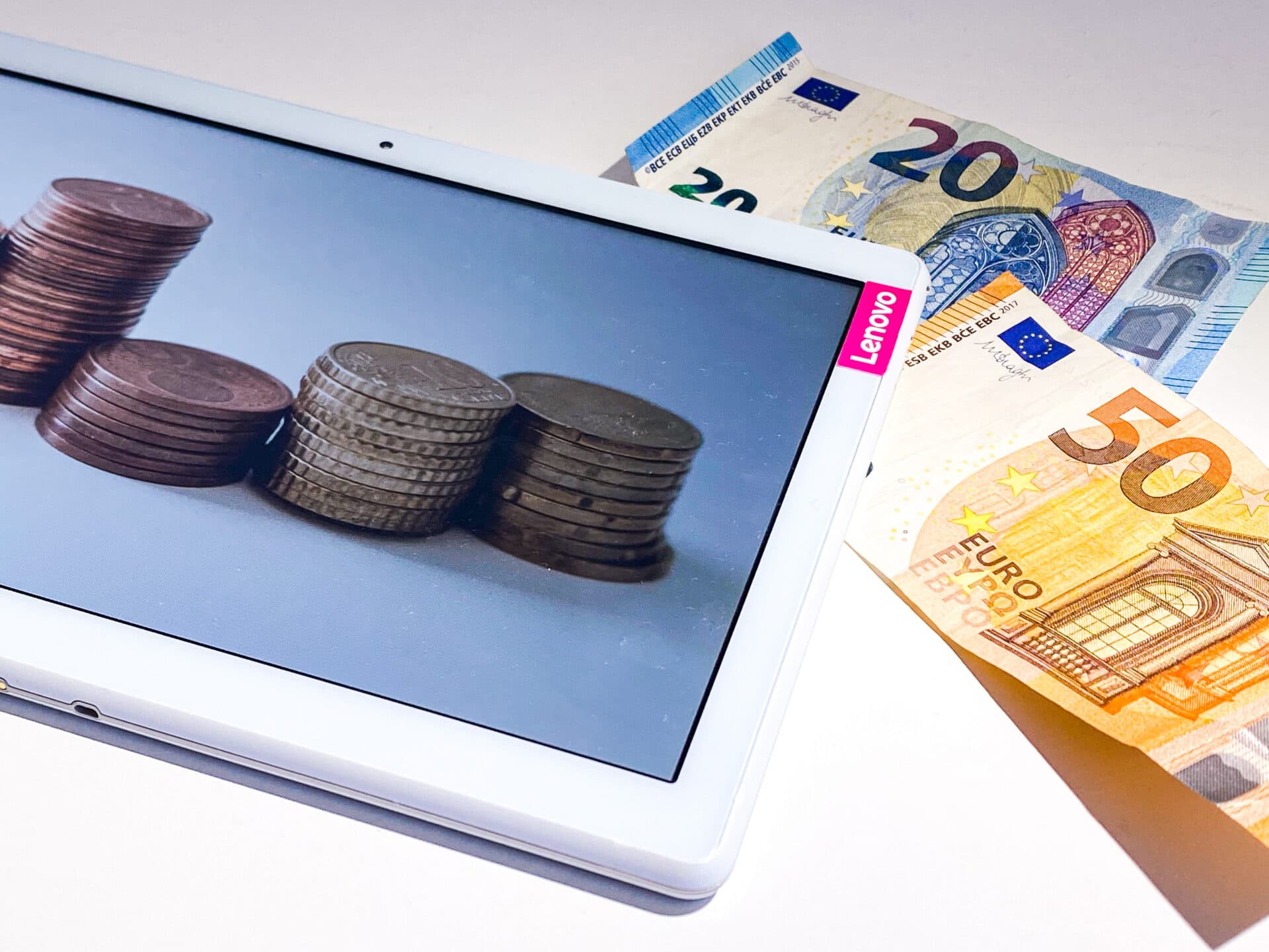 Maximálne nemocenské dávky sa od januára zvýšili, najvyššia materská presahuje 1 700 eur