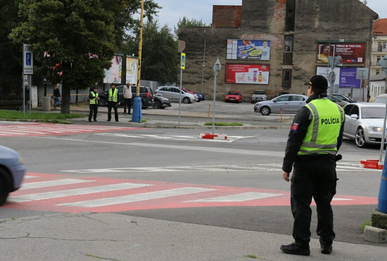 Oddnes bude na cestách viac policajtov. Kontrolovať budú aj chodcov a cyklistov