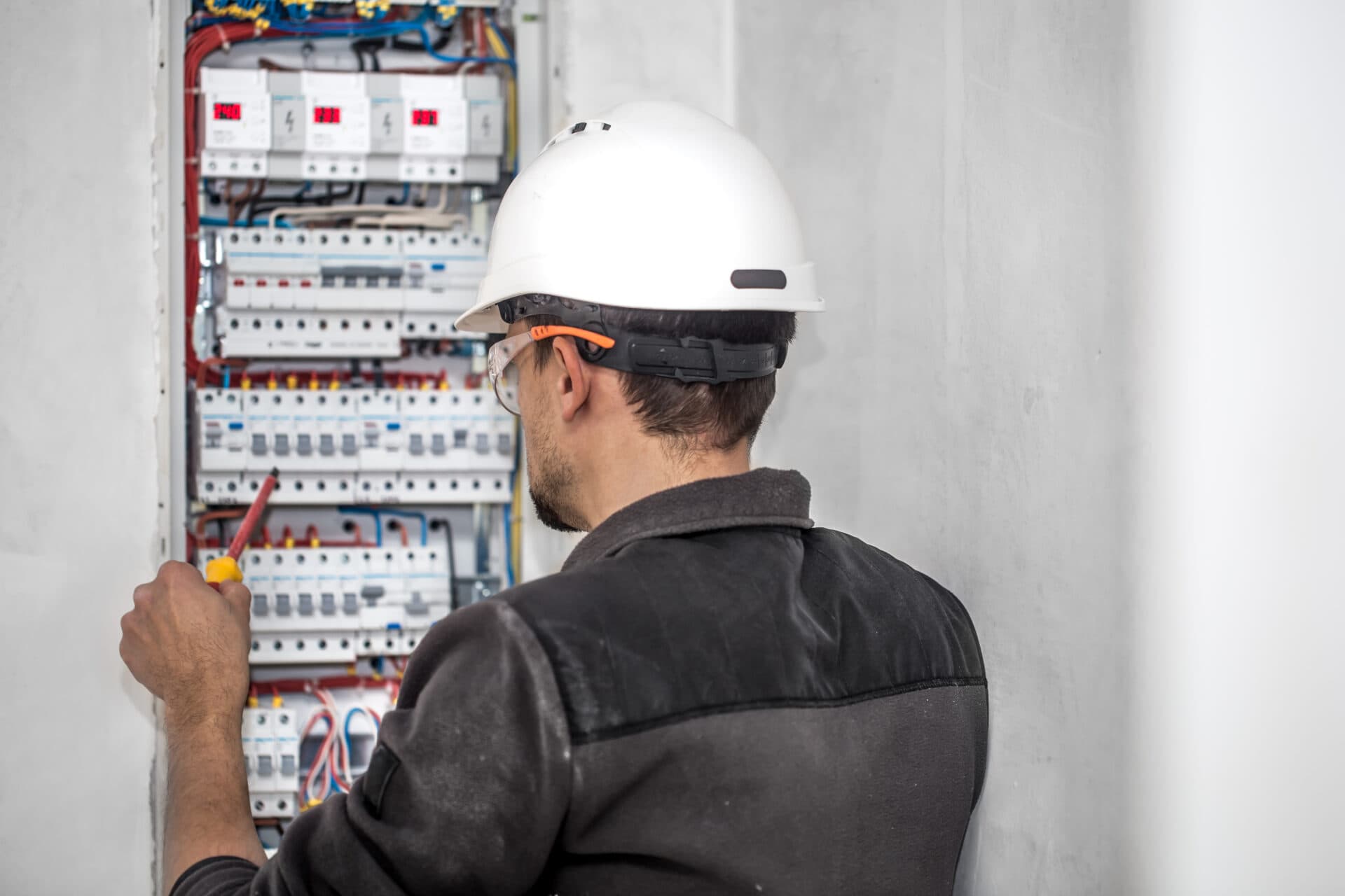 Fotografia k článku Oznam o plánovaných odstávkach elektrickej energie v Košickom kraji (1.6. – 7.6.2026)