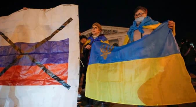 Slovenskí politici ostro odsudzujú útok Ruska na Ukrajinu