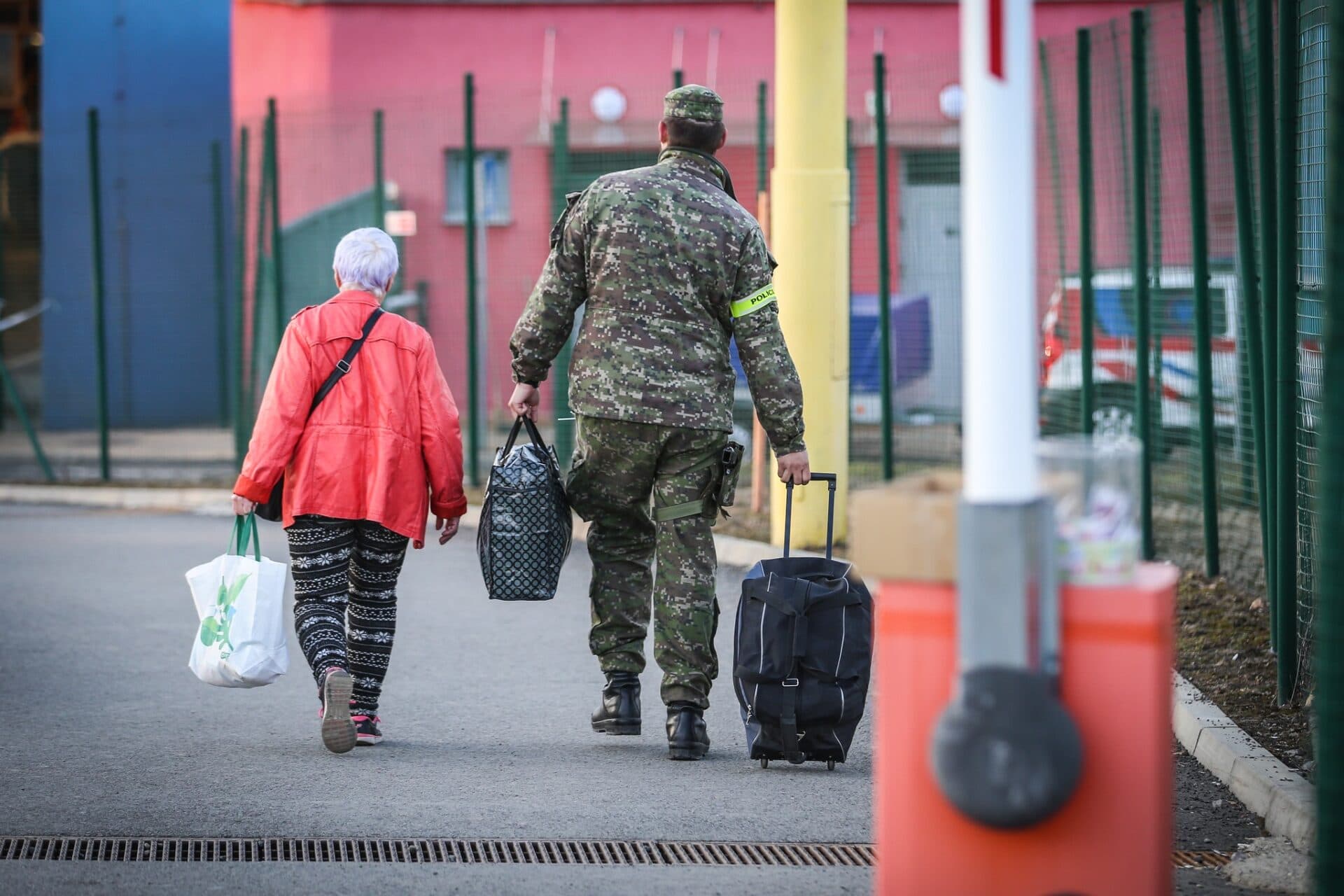 PREHĽAD UDALOSTÍ (22. 6.): Slovensko-ukrajinské hranice prekročilo v utorok viac ako 2 800 osôb