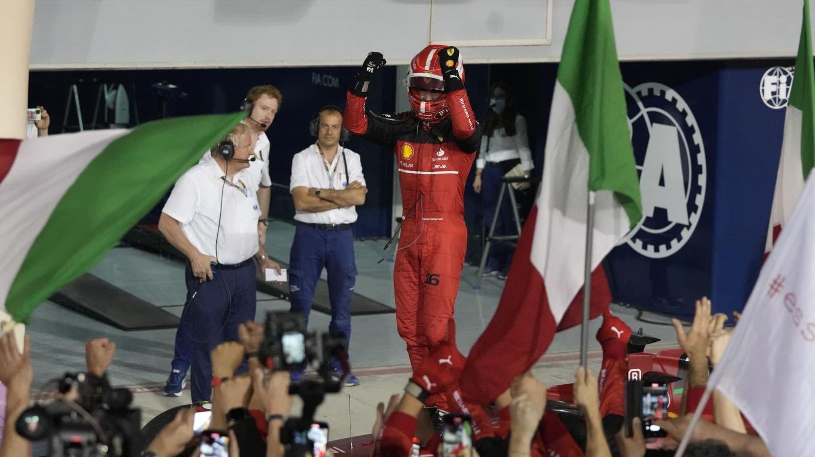 Nová sezóna F1 odštartovala veľkým double pre Ferrari