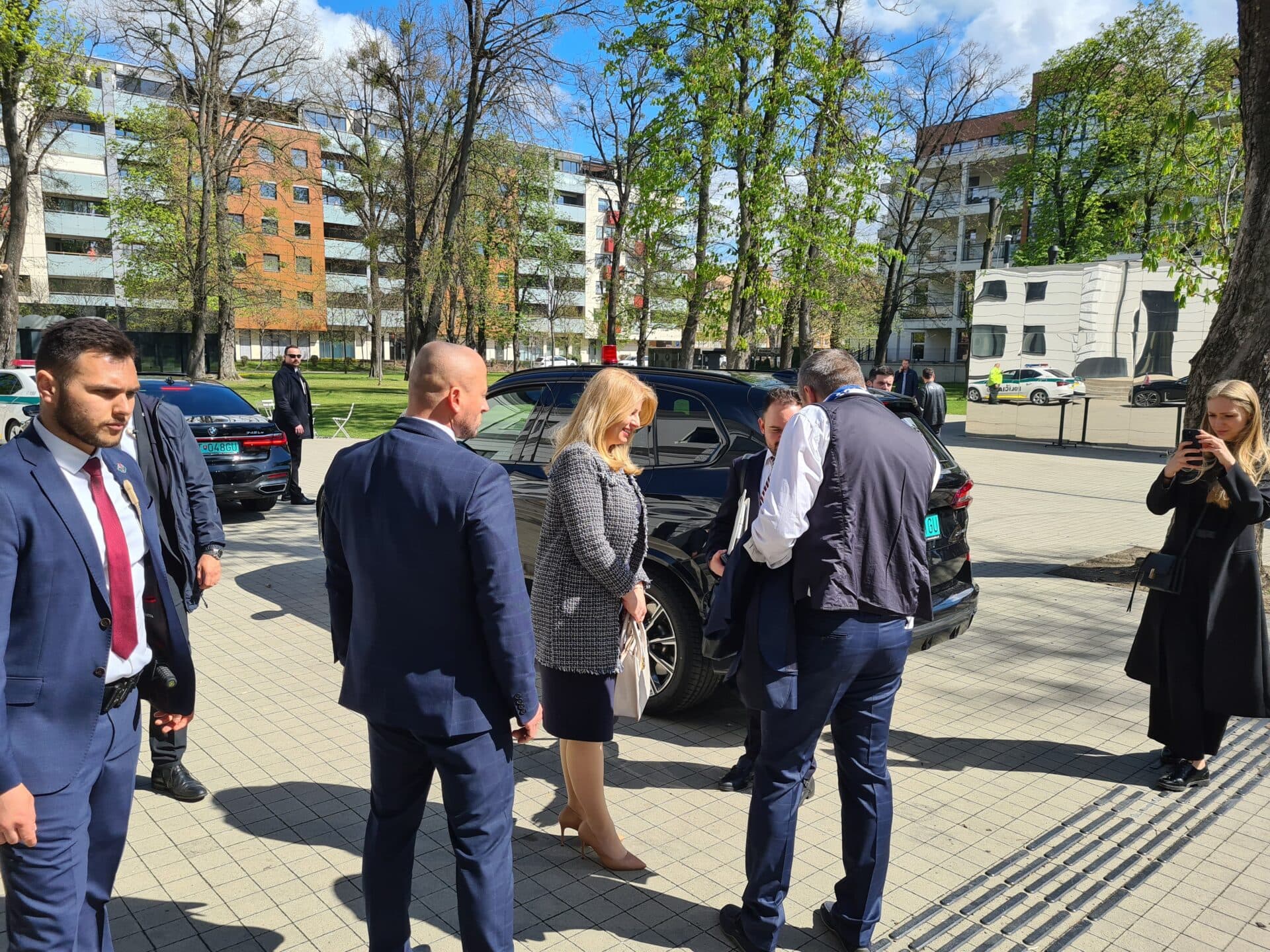 Rezort obstaráva autá na prepravu ústavných činiteľov za takmer 2,1 mil. eur