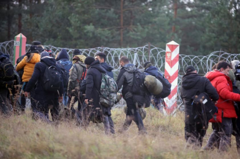Najväčší podiel nelegálnych migrantov tvoria ľudia utekajúci pred konfliktom v Sýrii