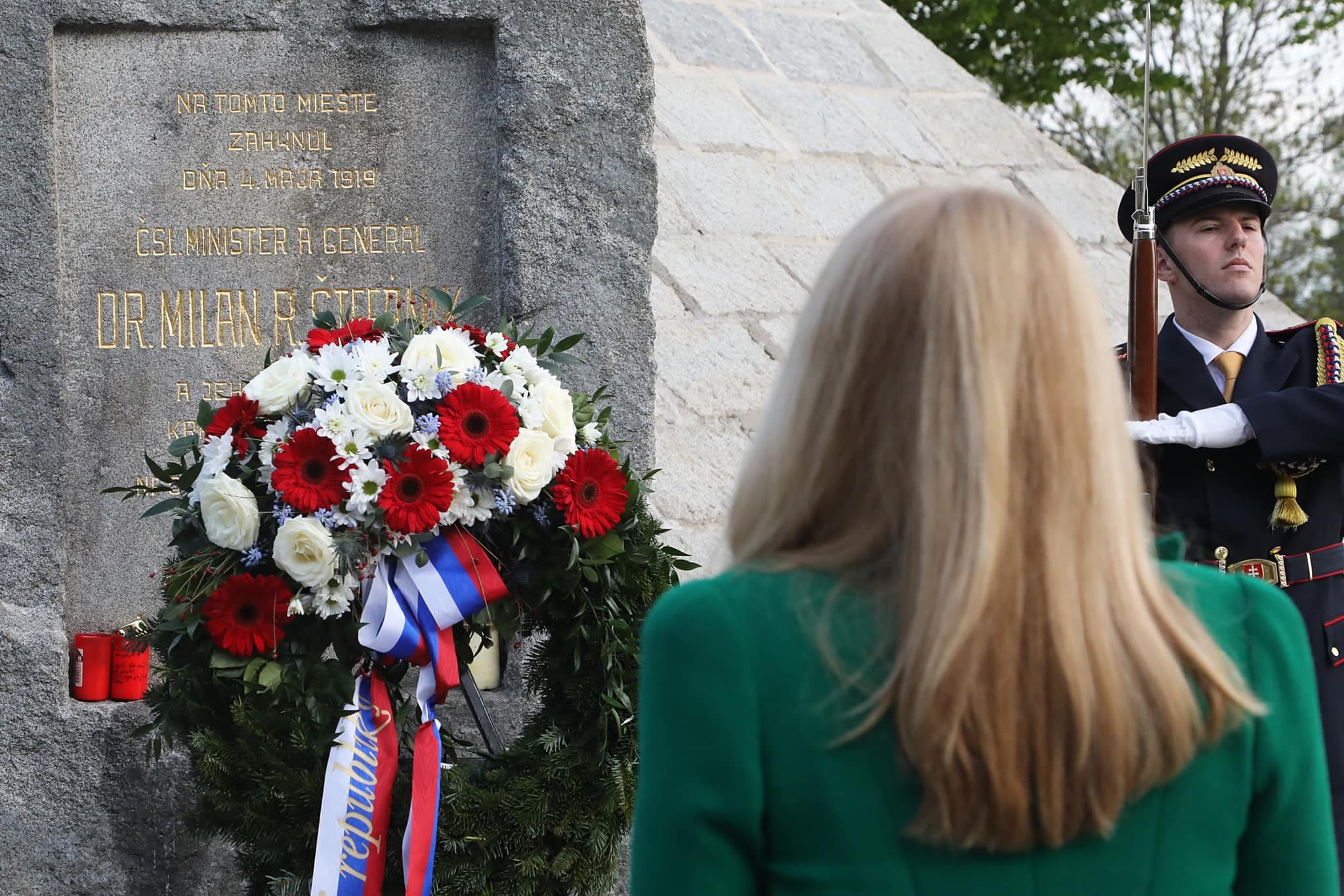 Pripomíname si 103. výročie úmrtia Milana Rastislava Štefánika. Jeho pamiatku si uctila aj prezidentka (FOTO)