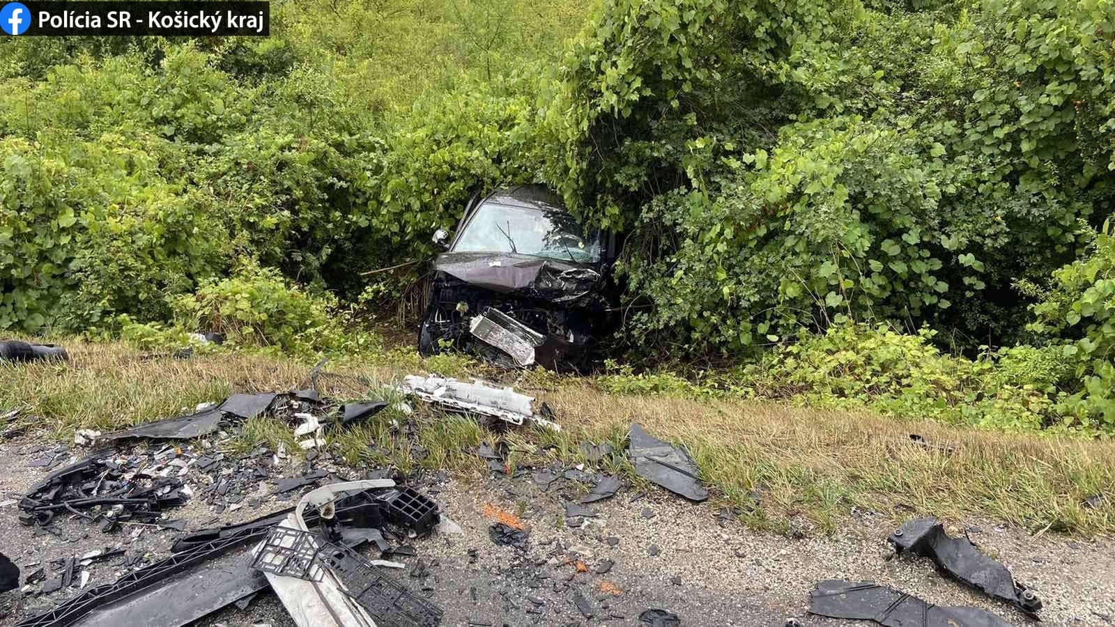 Včerajšia tragická nehoda pri Moldave si vyžiadala jeden ľudský život (FOTO)