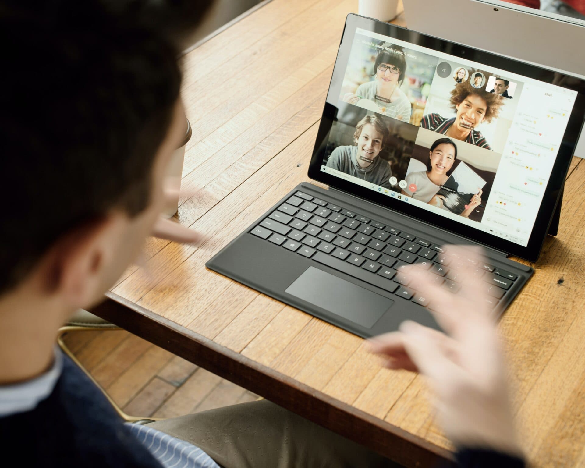 IPčko s partnermi rozširujú od 1. júla pomoc Ukrajincom o videokonzultácie