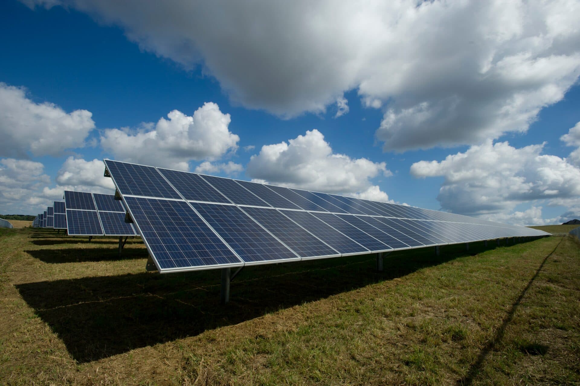 Európsky parlament chce do roku 2030 dosiahnuť zníženie spotreby energie