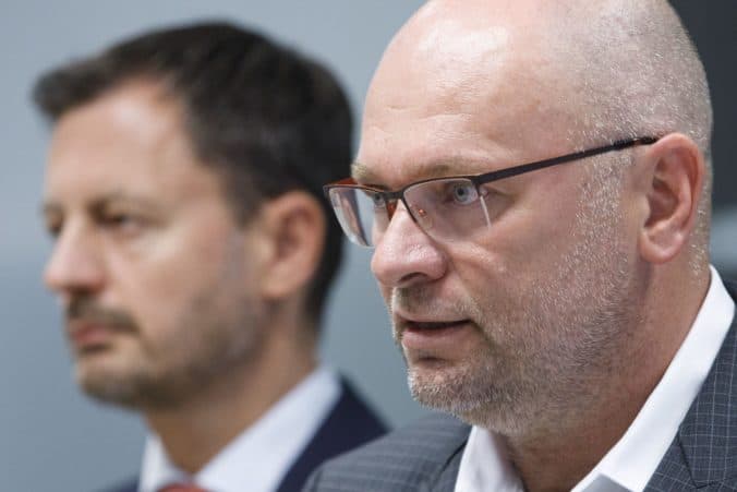 Sľubované ceny energií v budúcom roku budú, tvrdí Sulík