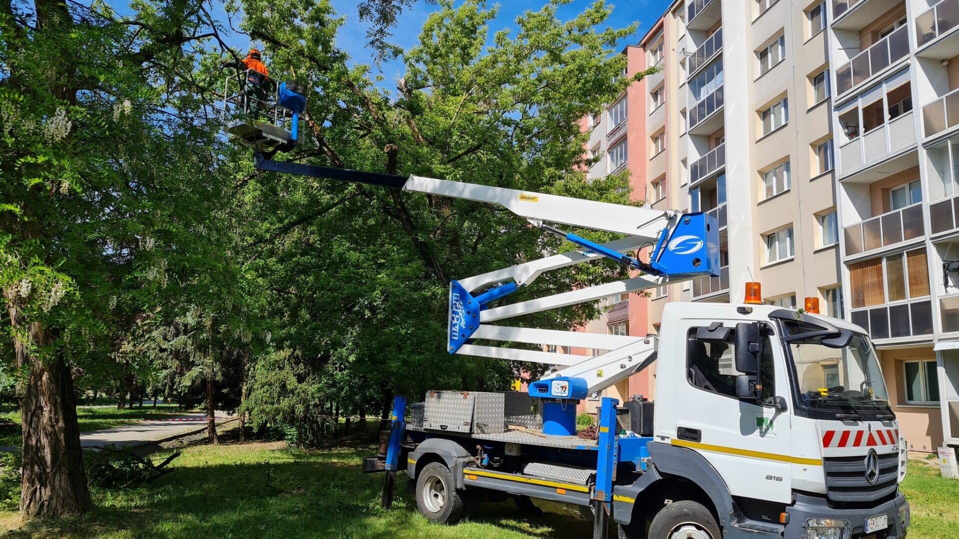 Mestská zeleň žiada Košičanov, aby uvoľnili parkoviská a odstavné plochy