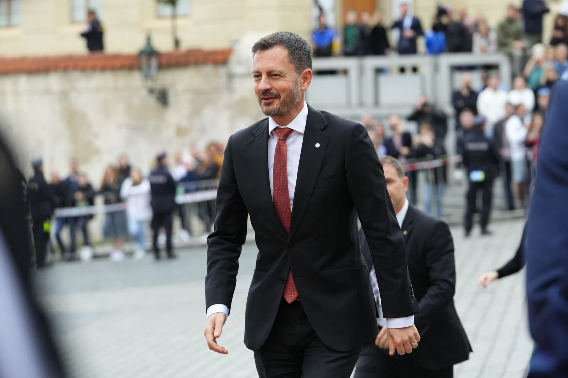 Heger chce na pražskom summite ukázať jedinečnosť situácie na Slovensku
