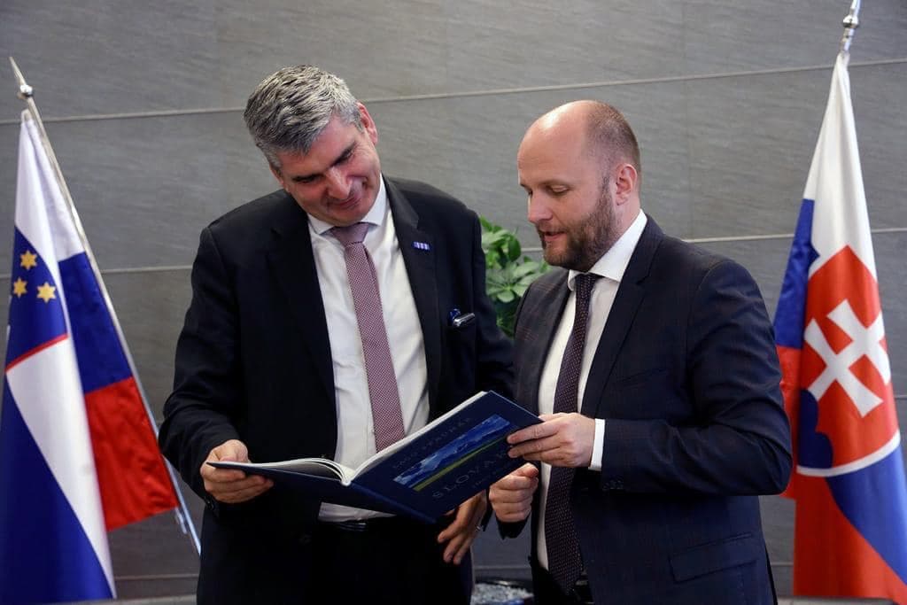 Naď sa stretol so slovinským veľvyslancom, aktualizovali si témy v oblasti obrany a bezpečnosti