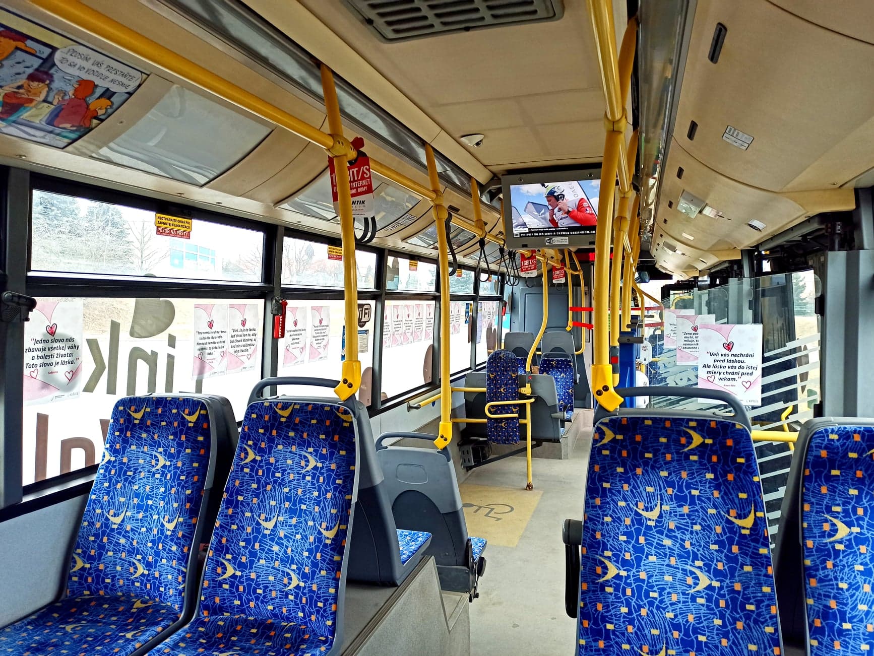 Žltačka v Košiciach neustupuje. Zvýši DPMK dezinfekciu autobusov?