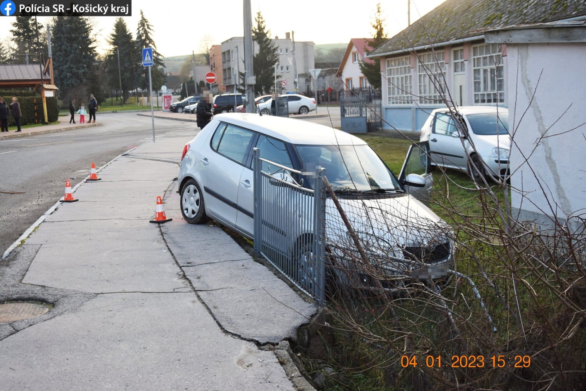 Nový rok, staré zvyky. Opitá vodička nafúkala cez tri promile (FOTO)