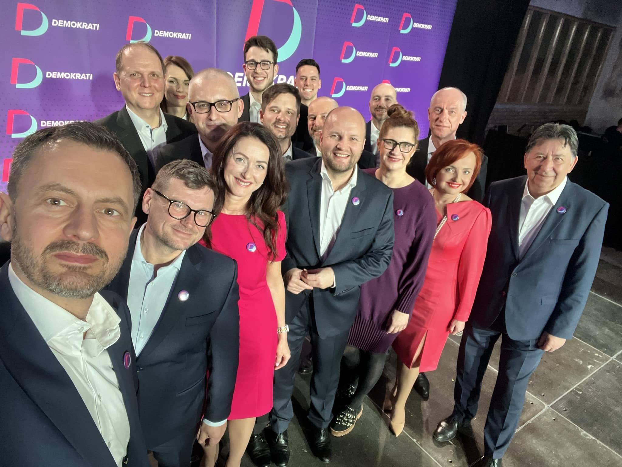 Demokrati nie sú stranou OĽANO, tvrdí Heger