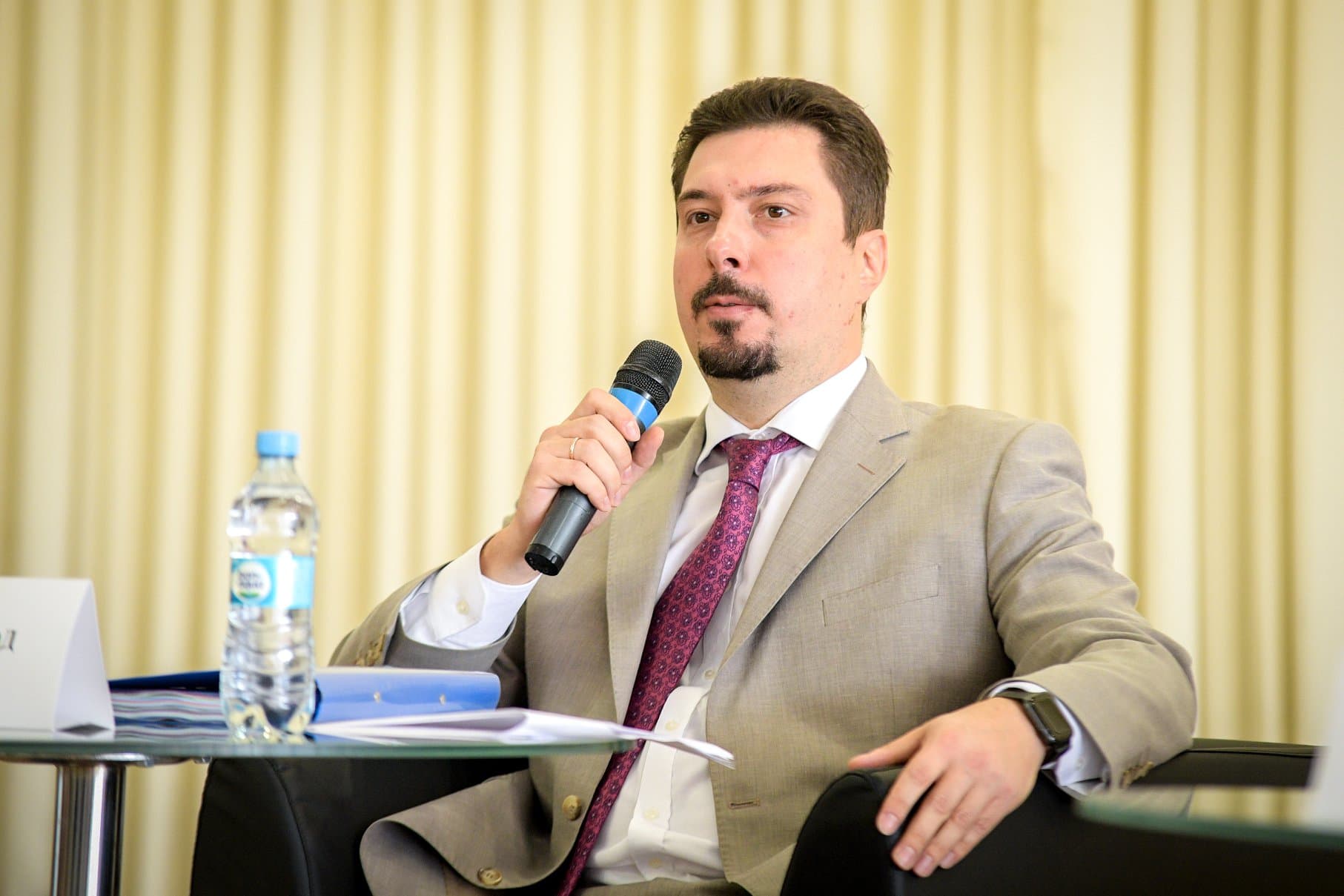 Najväčší prípad korupcie v histórii ukrajinskej justície. Šéf najvyššieho súdu Ukrajiny prebral 2,76 milióna eur
