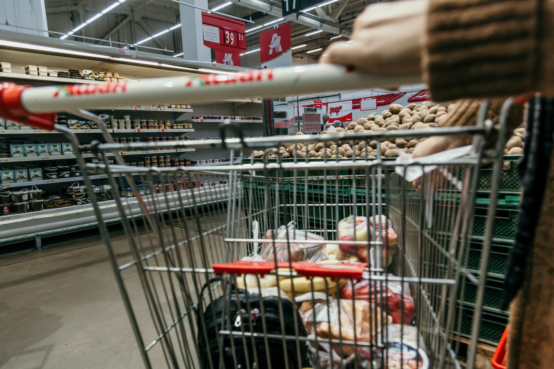 Zavedenie cenovej regulácie základných potravín bolo schválené. Týka sa týchto potravín