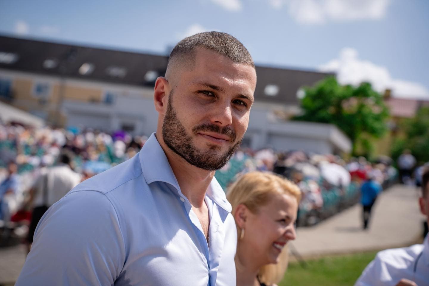 Richard Glück prišiel po údere Matoviča päsťou o svoju funkciu
