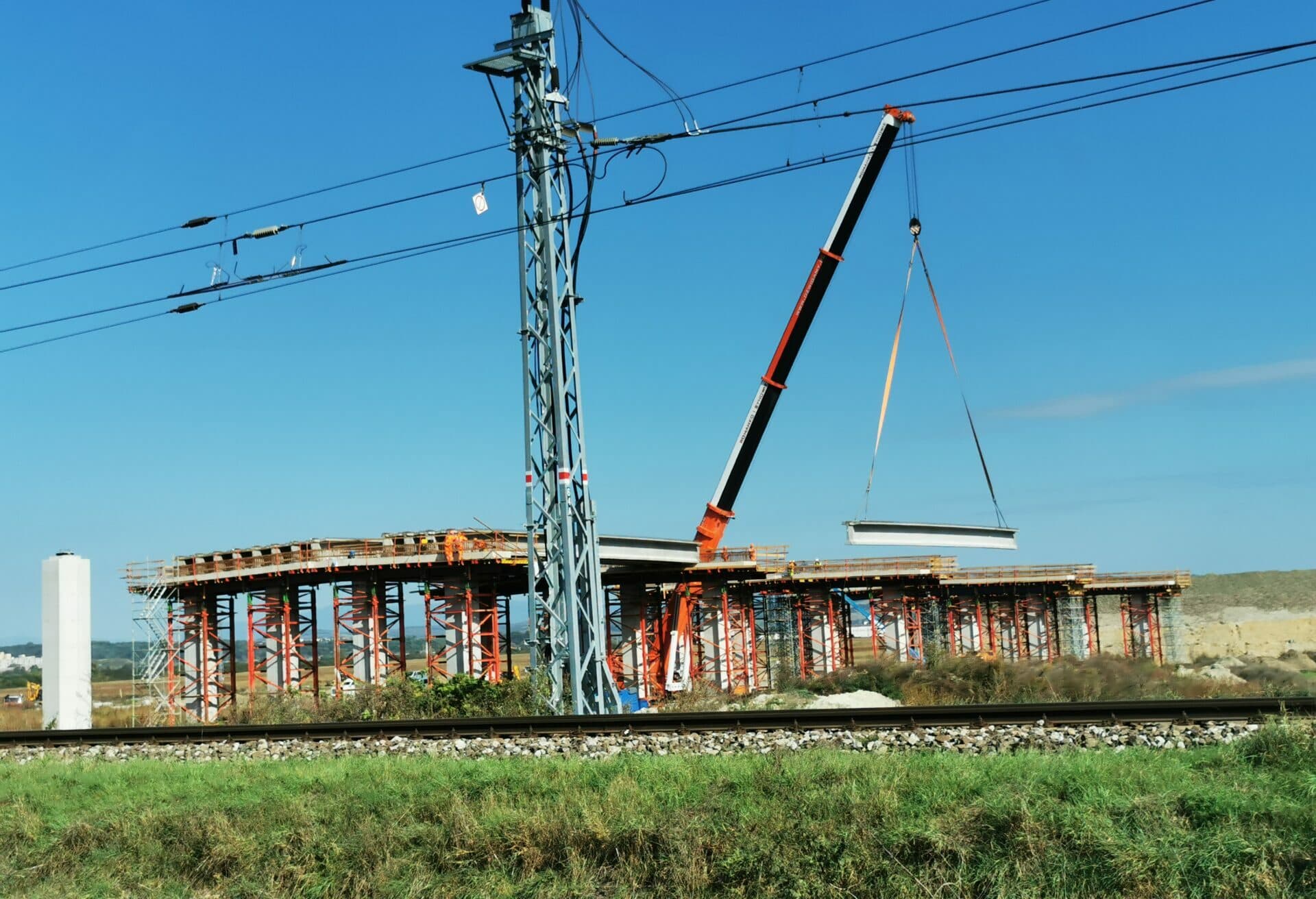 Práce na R2 idú podľa plánov. Takmer 300-metrový most bude dobudovaný už čoskoro