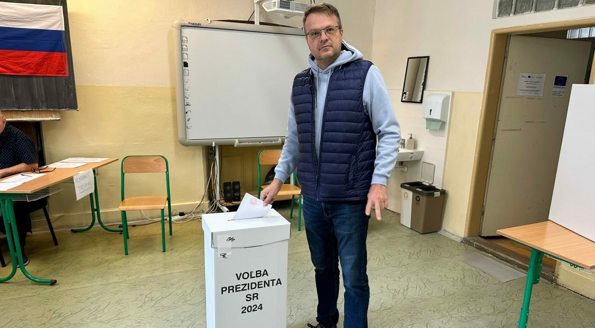 Poslancom Starého Mesta „rupli nervy“: Starostovi Petrovčíkovi VYSLOVILI NEDÔVERU, aha, kto ho podržal!