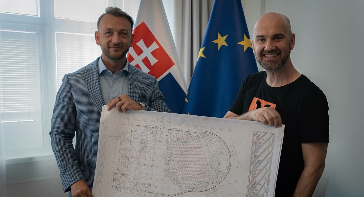 ŠOKUJÚCA KRITIKA! Fanúšikovia sa pustili do Igora Timka kvôli spoločnej fotke s ministrom vnútra