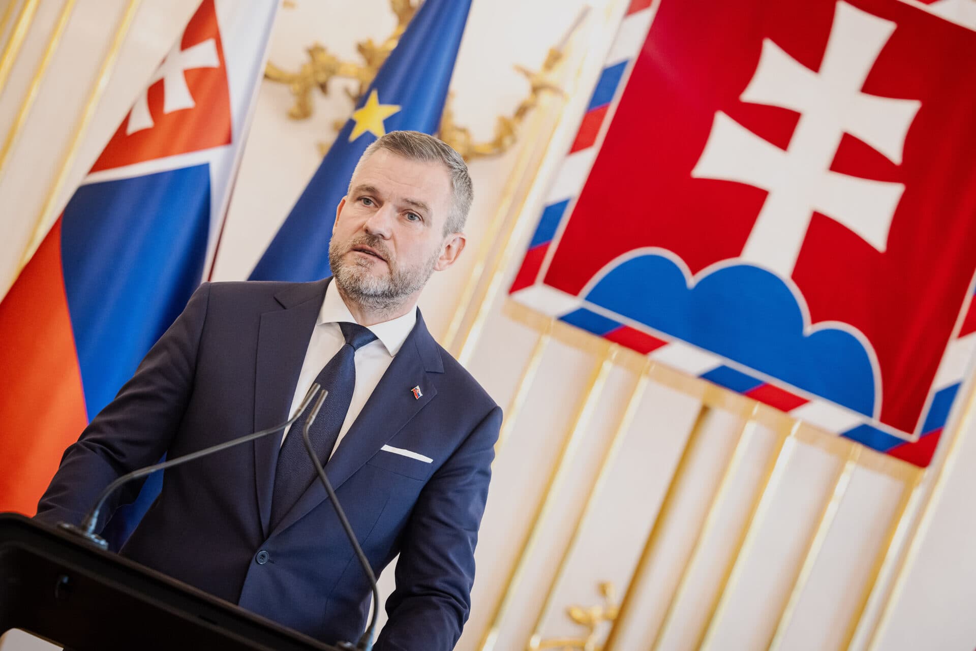 Prezident Pellegrini: Ukrajina si po trojročnej vojne zaslúži trvalý a udržateľný mier