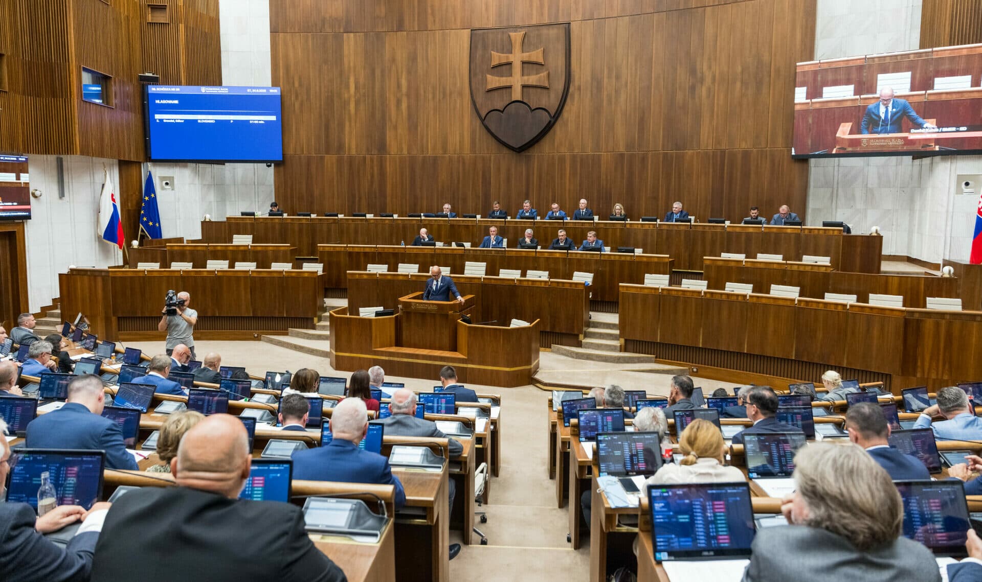 Návrh štátneho rozpočtu prešiel parlamentom. Slovensko čaká takmer šesťmiliardový deficit