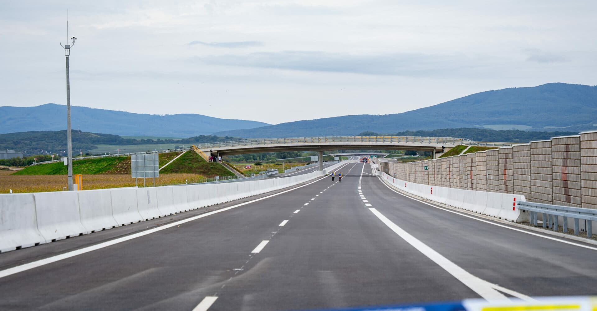 Na juhovýchodnom obchvate mesta sa uskutočnilo prvé pilotné sčítanie vozidiel