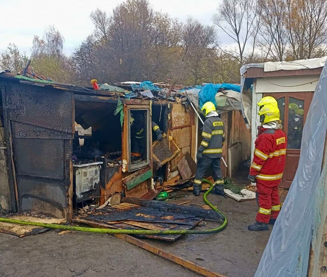 Plamene v Mašličkove vzali život dvom deťom. Kompetentní o nevyhovujúcich podmienkach vedeli