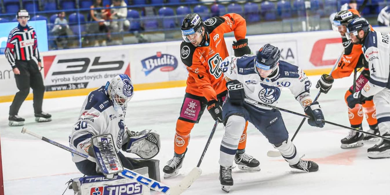 HC Košice inkasovali pod Tatrami osem gólov, Poprad je už ôsmy