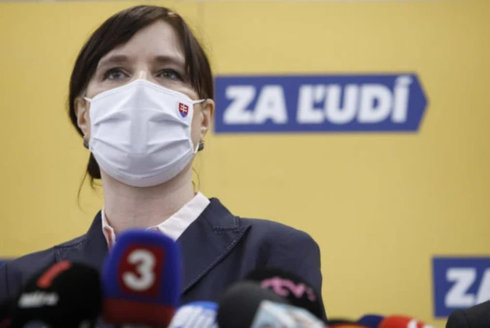 Členovia mládežníckej organizácie skončili s podporou strany Za ľudí