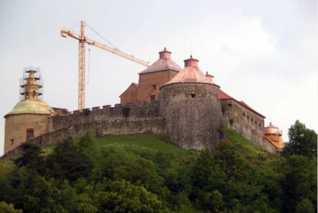 Fotografia k súvisiacemu článku Rezort kultúry spolu so Slovenským národným múzeom pokračujú v obnove hradu Krásna Hôrka