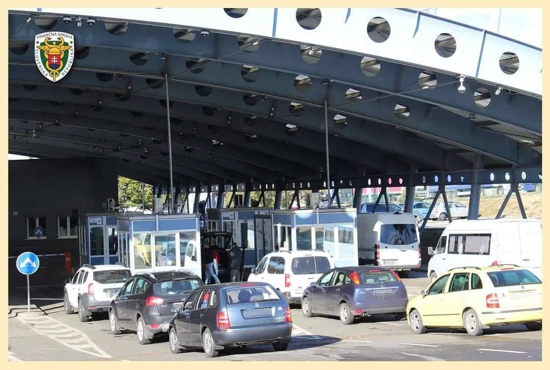 Zrušenie cla a daní pre dovoz áut na Ukrajinu končí. Colníci očakávajú zvýšený nápor na hraniciach