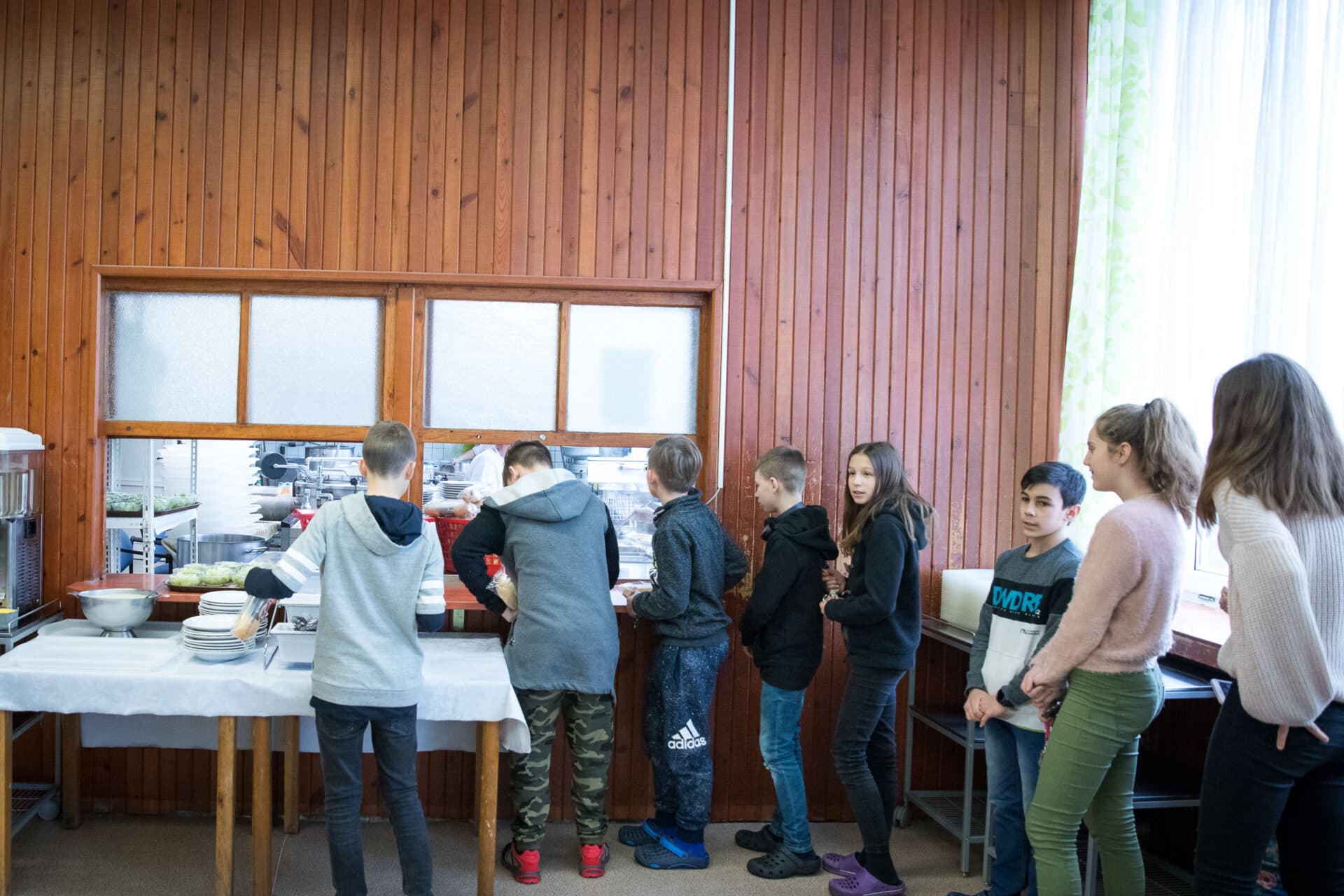 Župné školy čaká zdražovanie. Priplatíte si za obedy aj ubytovanie
