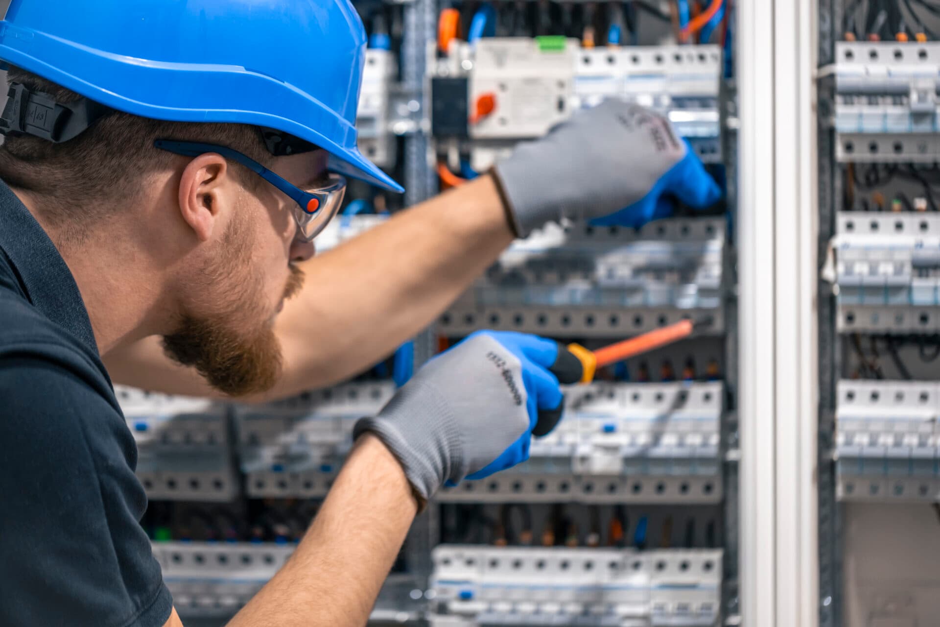 Oznam o odstávkach elektrickej energie na tento týždeň v Košickom kraji (25.8. – 29.8.2025)