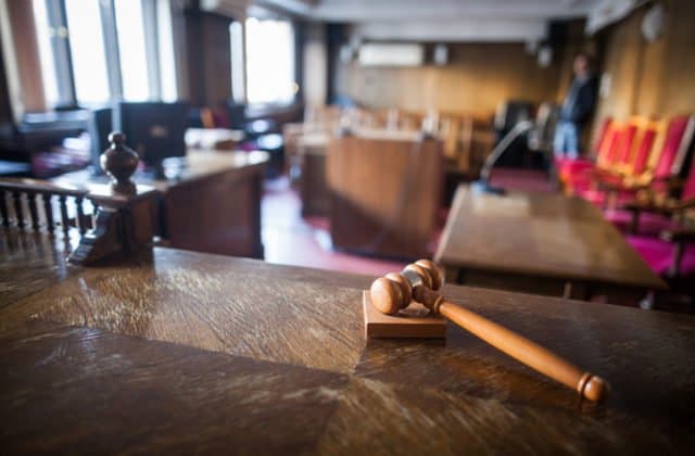 Pokračuje pojednávanie s hudobníkom Rebornom a jeho manželkou, súd by mohol vyniesť verdikt