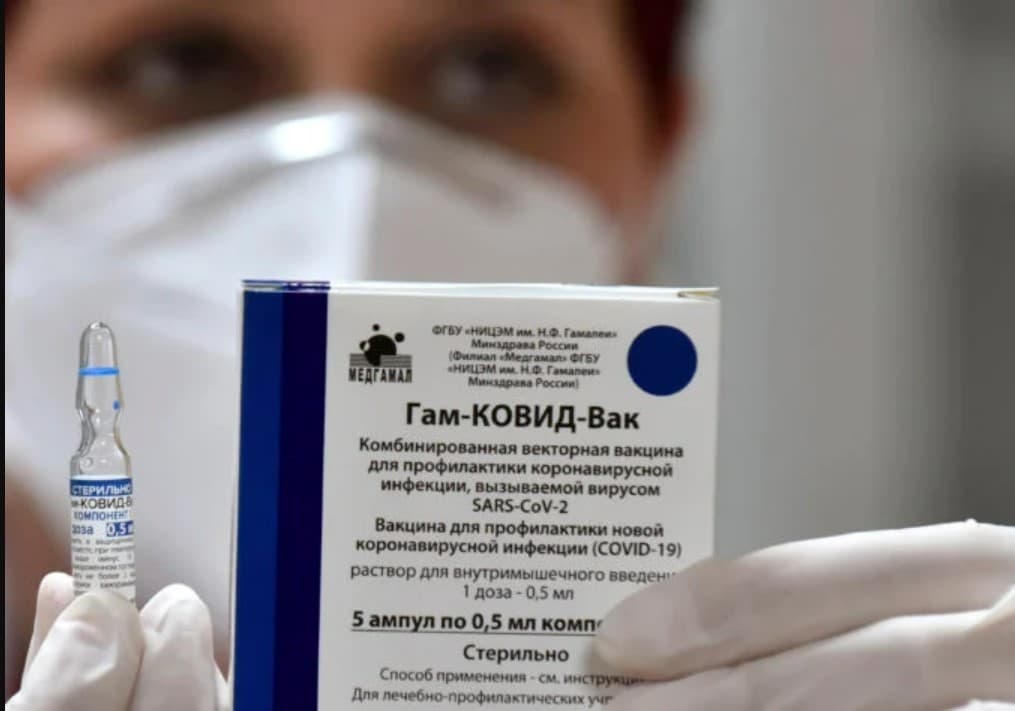 Pri nákupe Sputnik V neeviduje Lengvarský žiadne pochybenia