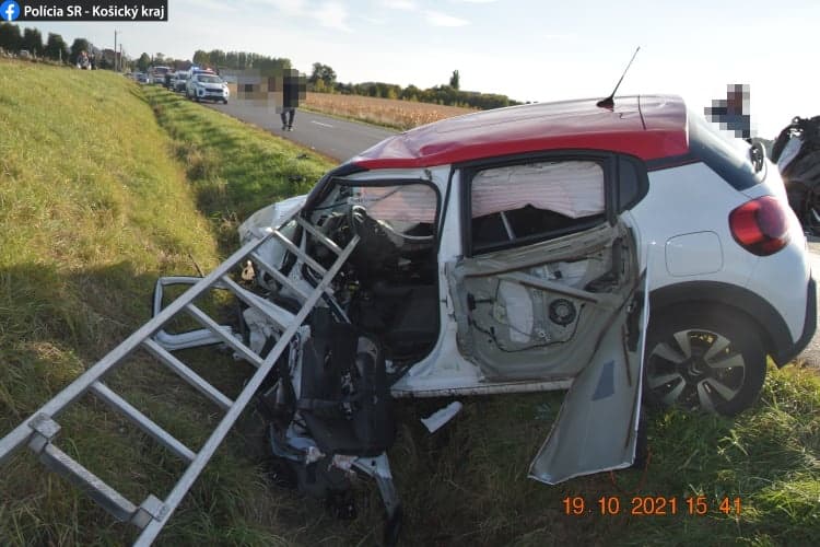Čelná zrážka v michalovskom okrese si vyžiadala život mladého vodiča