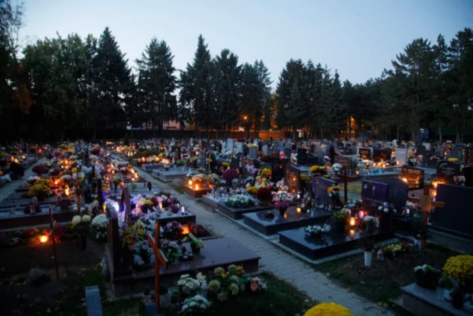 Na Slovensku si v pondelok pripomíname Sviatok všetkých svätých
