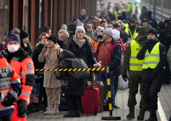 Za posledných 24 hodín vybavili na ukrajinsko-slovenských hraniciach 11 208 osôb