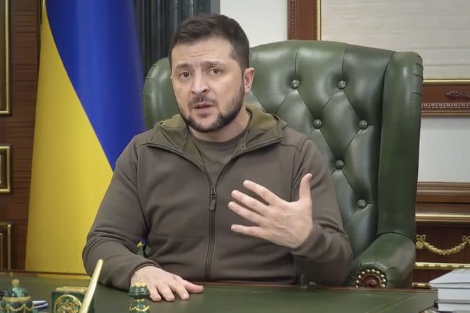 Ruské sily naďalej útočia na Kyjev, povedal prezident Zelenskyj