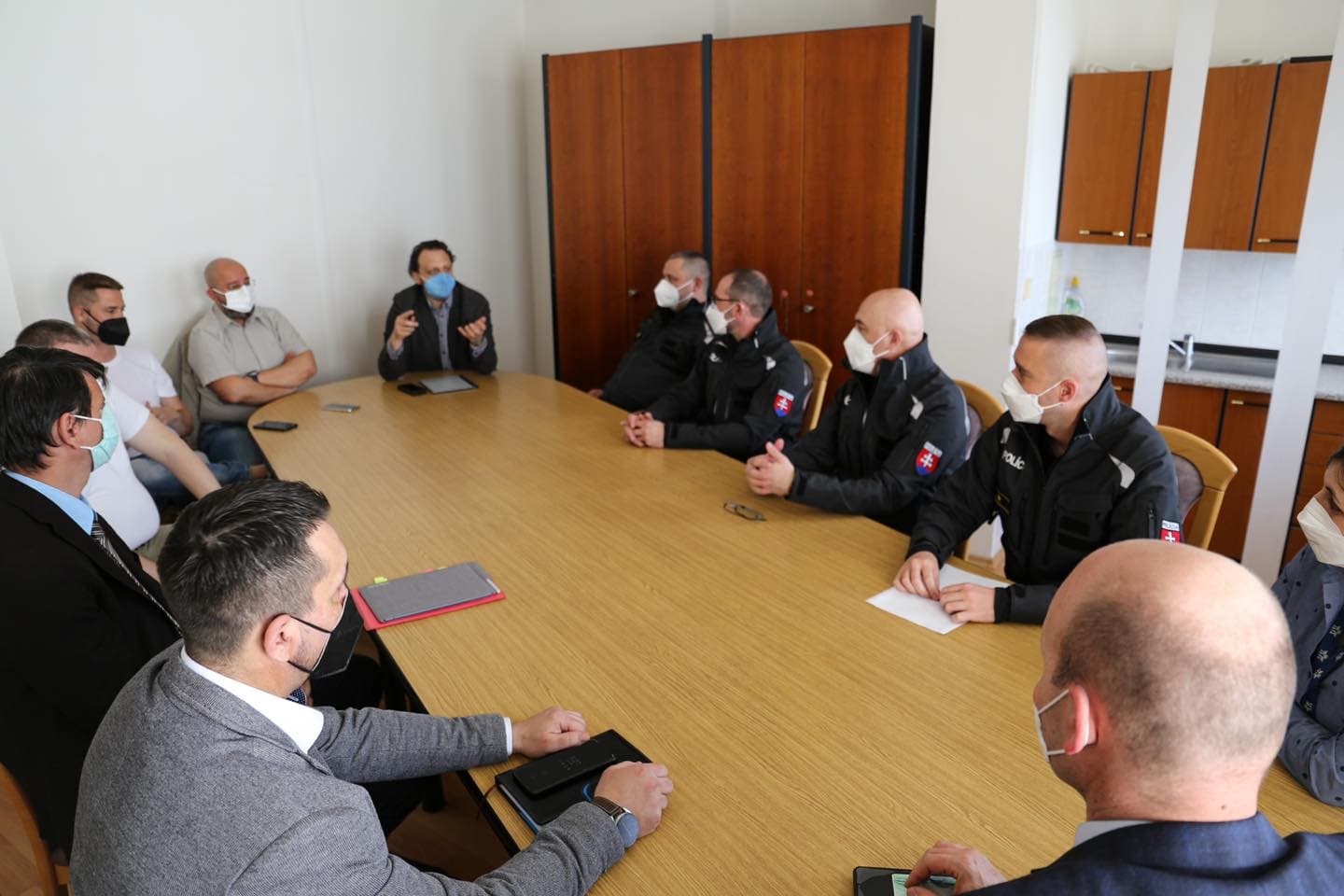 Kriminalistickí technici a súdni lekári už odišli na Ukrajinu objasňovať vojnové zločiny