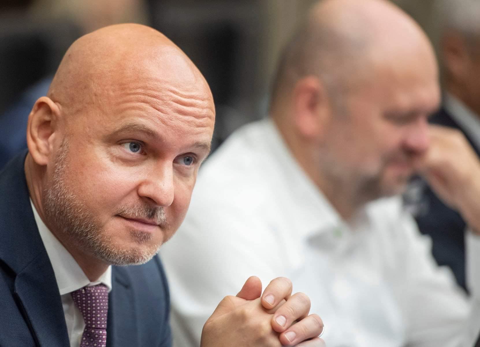 Nemať meno nového ministra školstva je hazard so vzdelávaním našich detí, tvrdí Gröhling